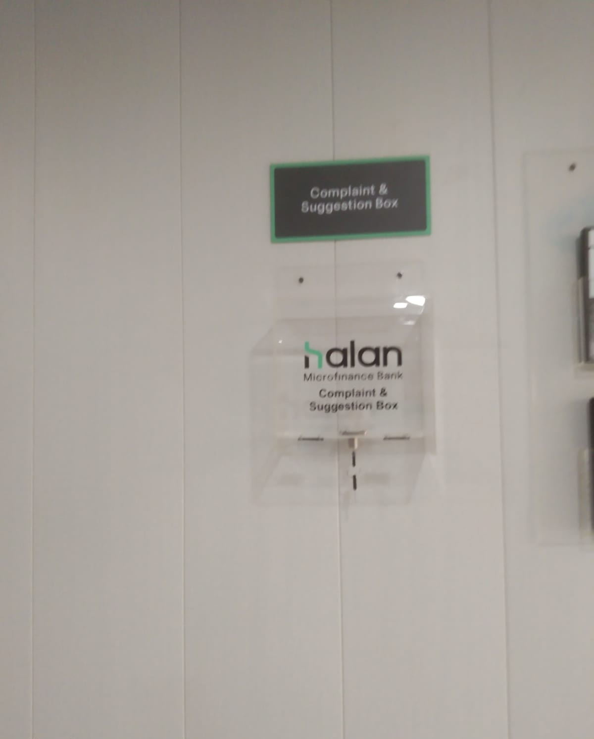 Clear Acrylic Feedback Station